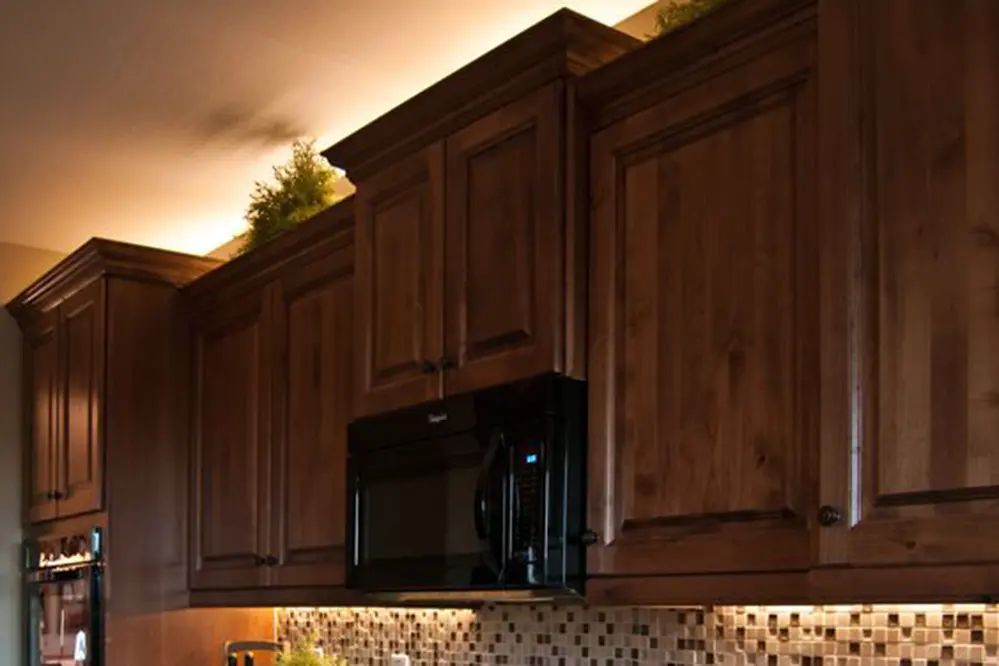 Kitchen upper cabinet light