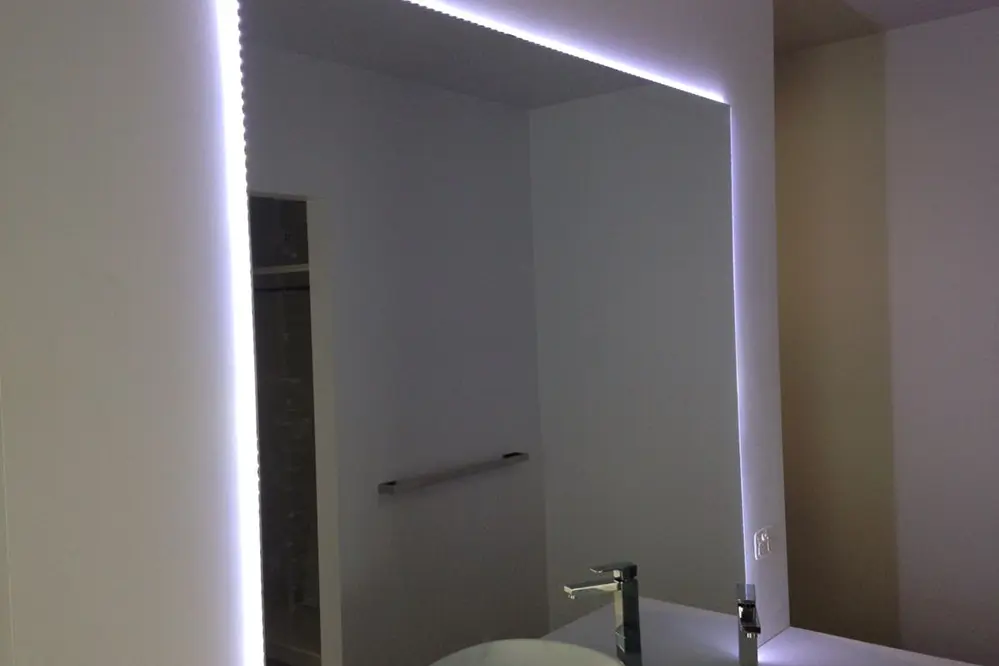 LED strip Lights Bathroom Mirror