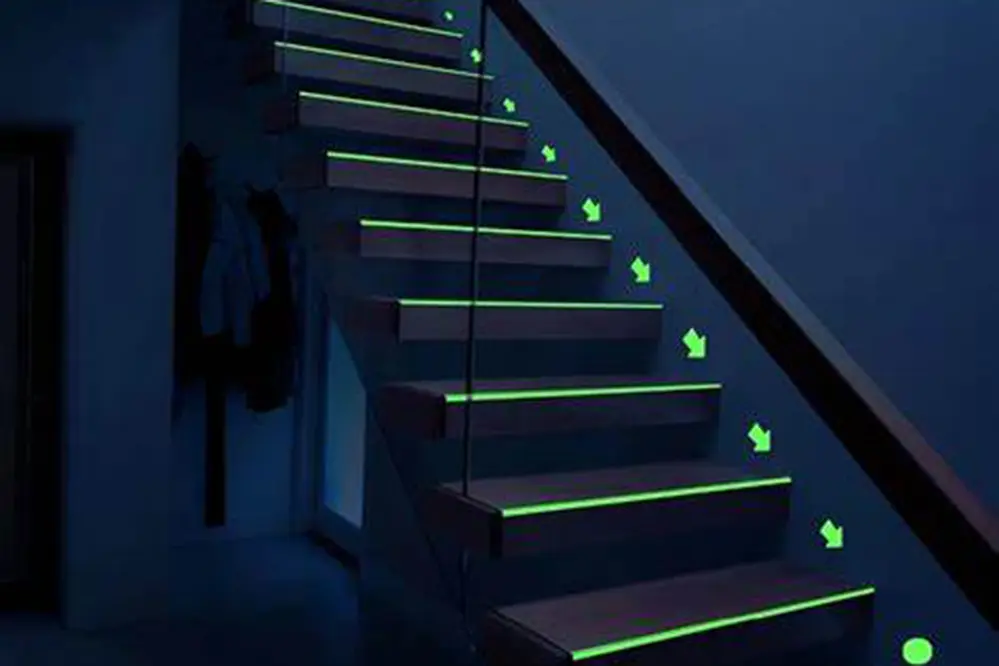 Tread Sides for a Glowing Stair Effect with LED strips